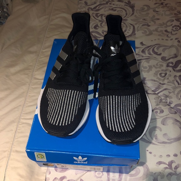 Adidas Swift Run J - Picture 3 of 4